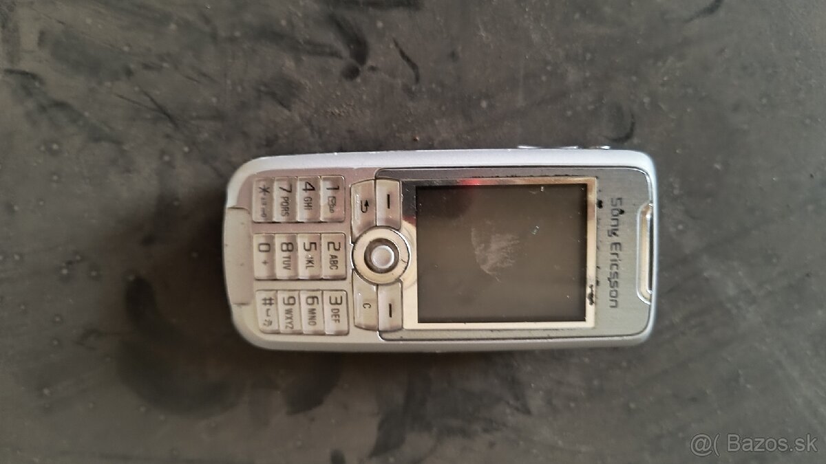 Predám Sony Ericsson k700i