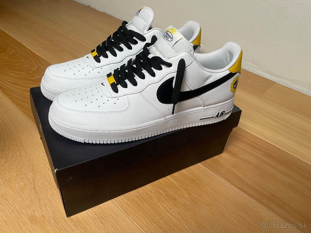 Nike Air Force 1