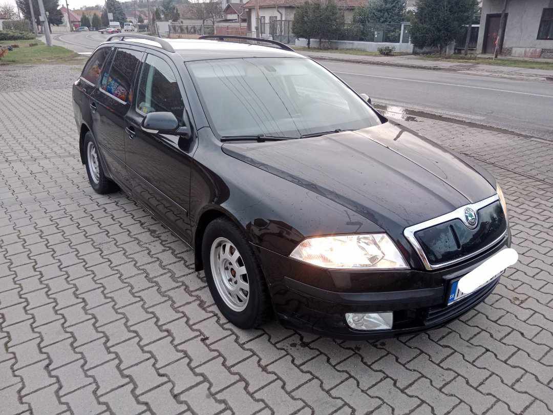 Predam šjoda octavia 2 combi 1.9tdi 77kw r.v.2008 zimne gumy