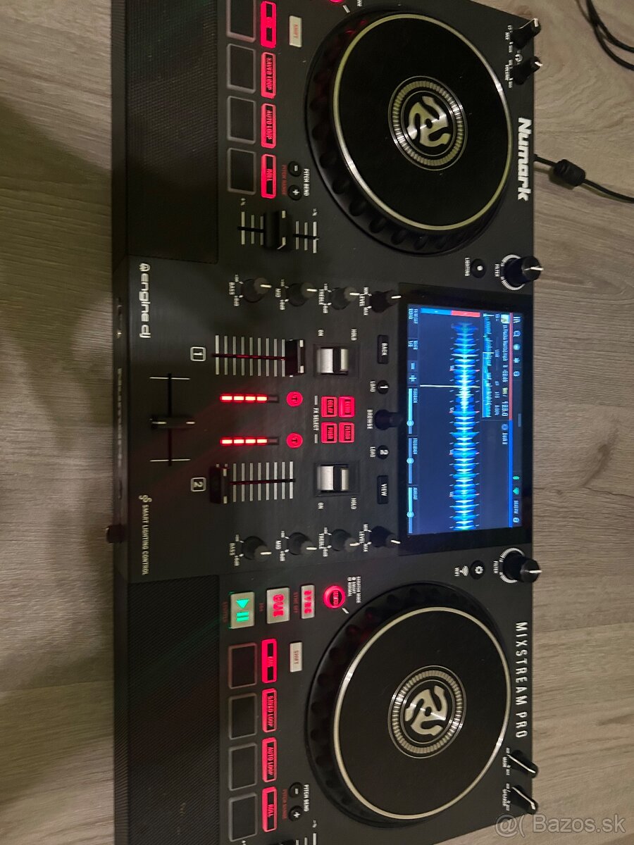 Numark mixtream pro