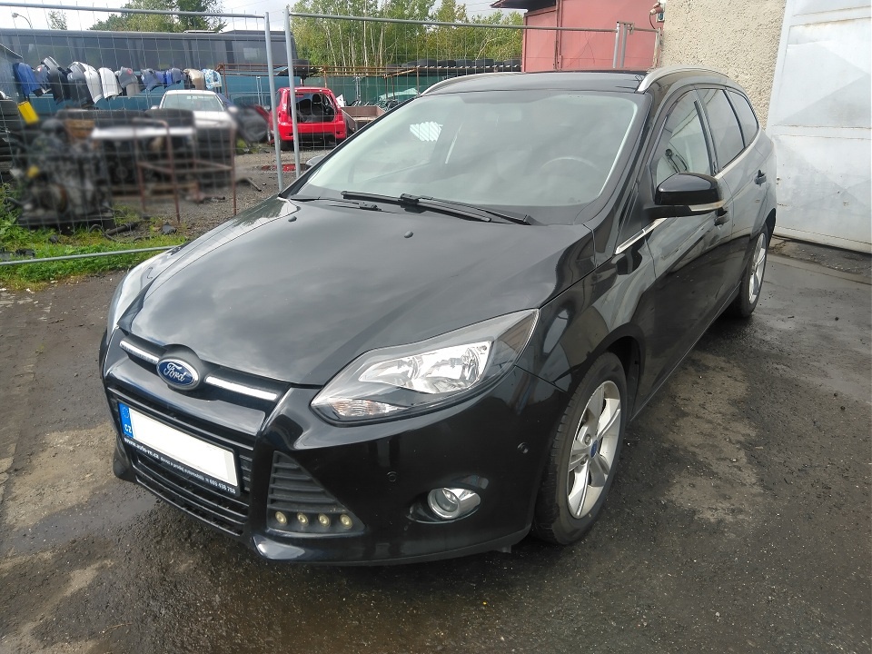 01 Ford Focus mk3 kombi, 1.6 EcoBoost 110kW, manuál