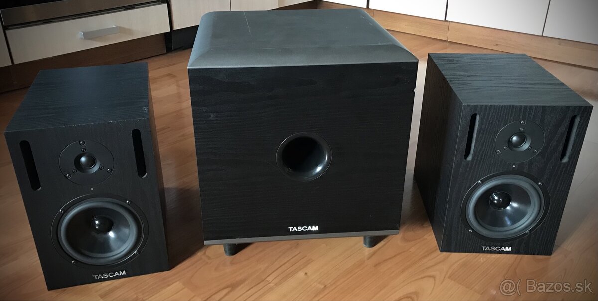 Štúdiové monitory 2.1 TASCAM - REZERVOVANÉ