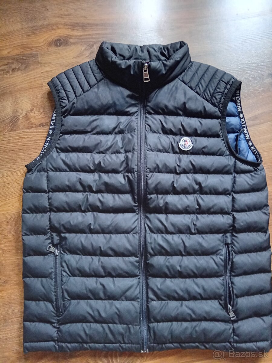 MONCLER vesta