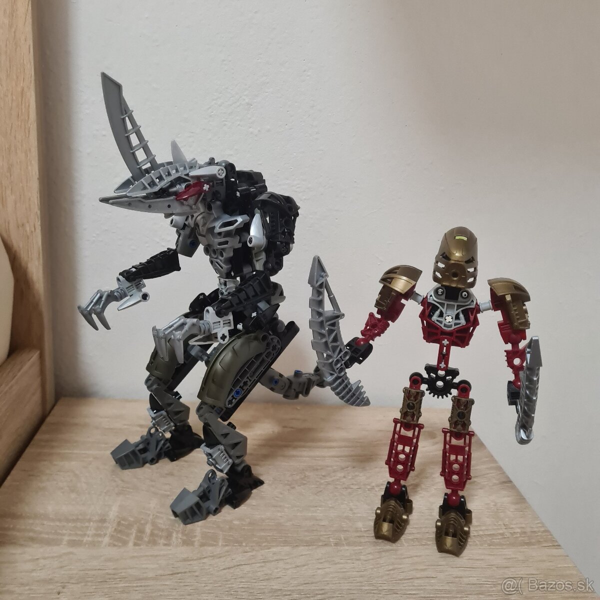 Bionicle LEGO 8811 Toa Lhikan a Kikanalo