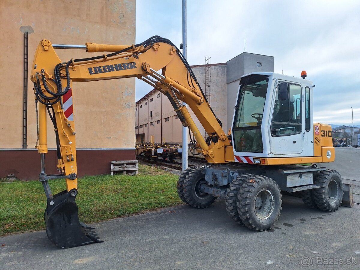 LIEBHERR A310B