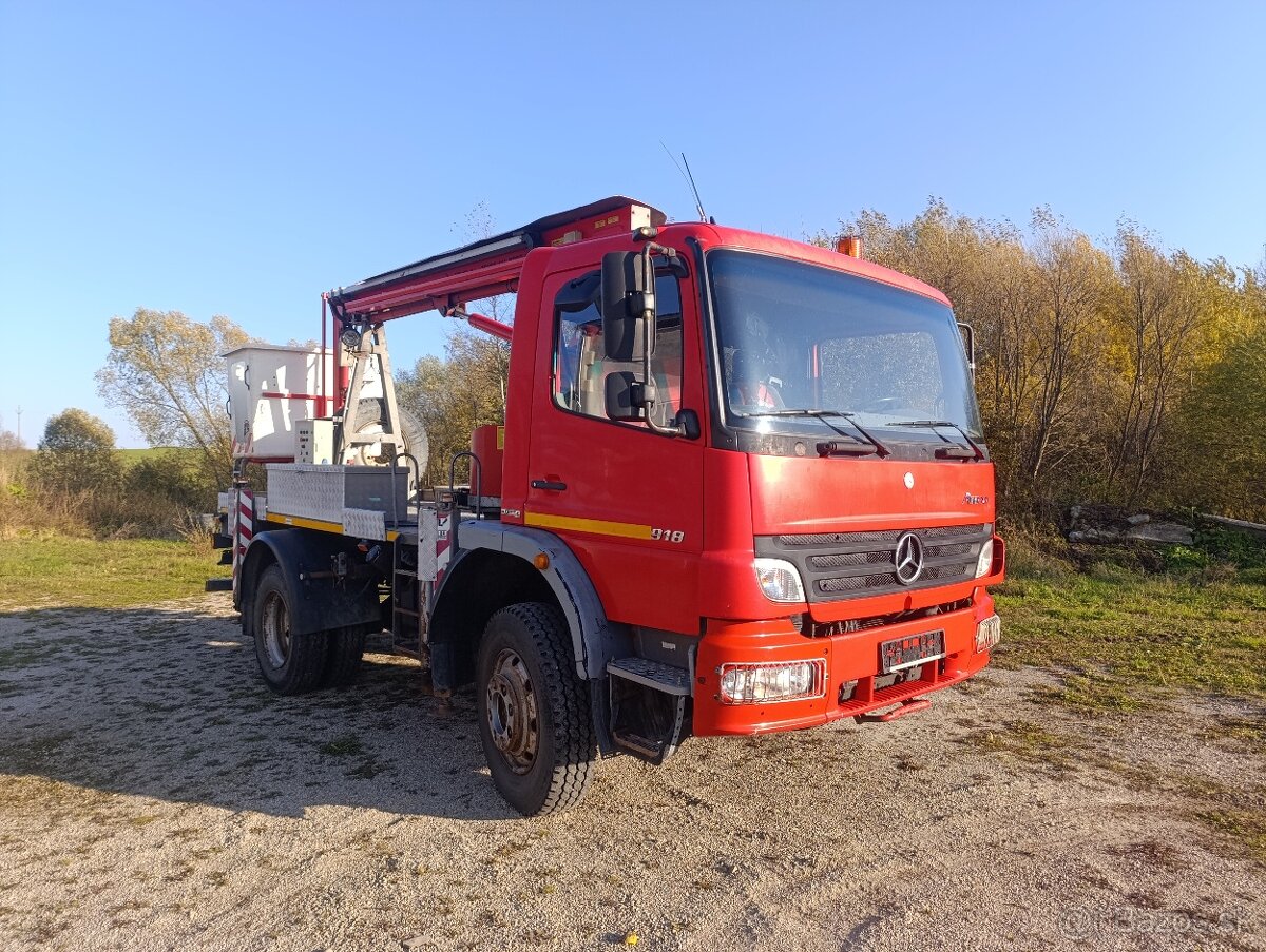 Montážna plošina Mercedes Atego 918AK ,,4x4"