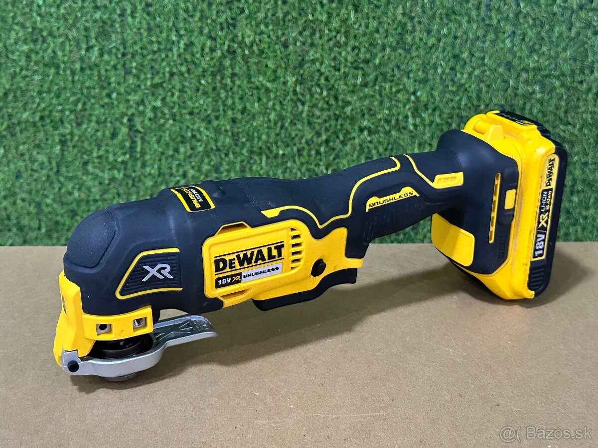 DeWALT DCS355 oscilačná brúska