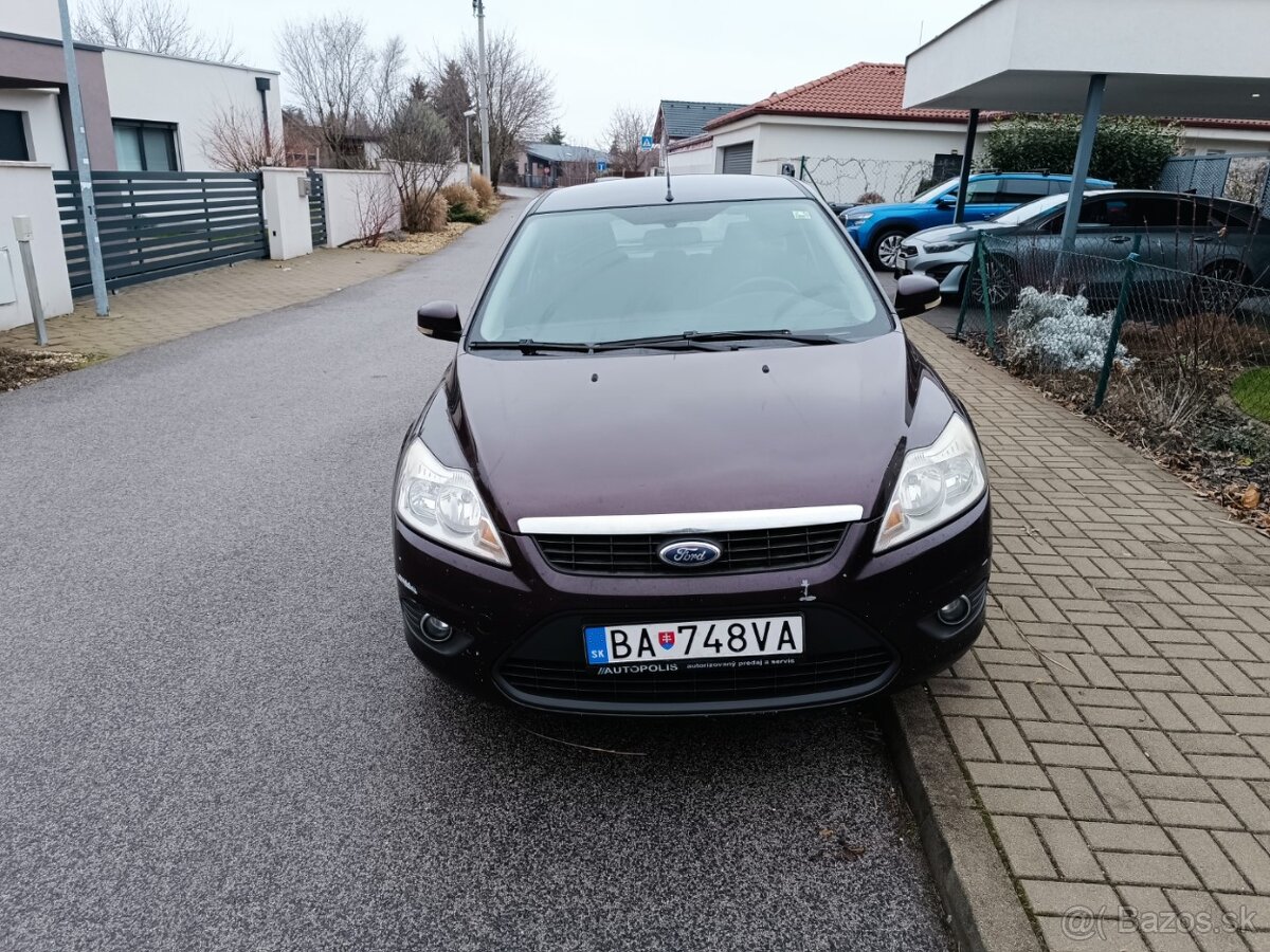 Ford Focus 1.6, 74kW, benzín