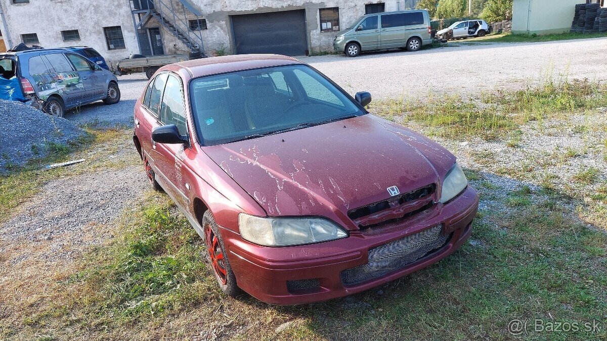 Predám Rozpredam HONDA Accord 1.6 d16b6 EU R500P farba