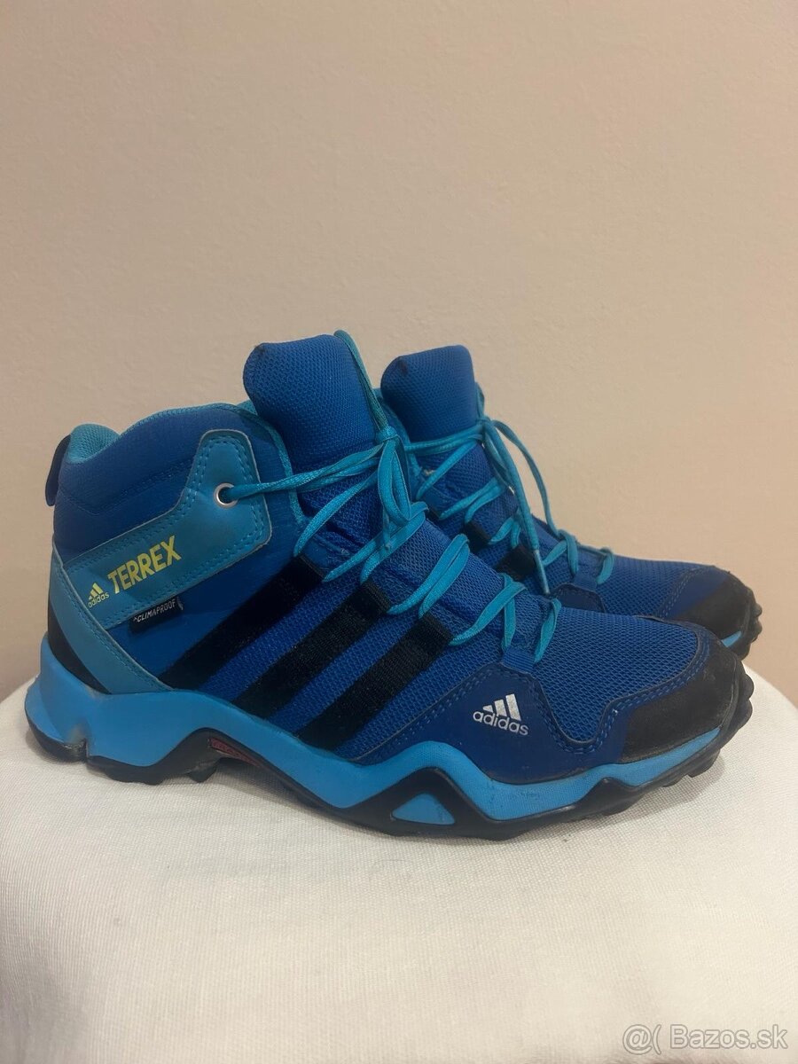 adidas terrex climaproof traxion 40