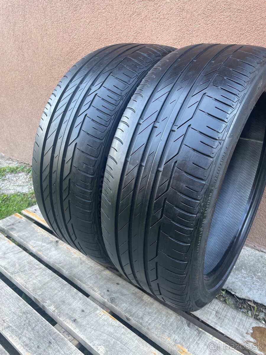 Bridgestone 225/45 R19 2ks=40€