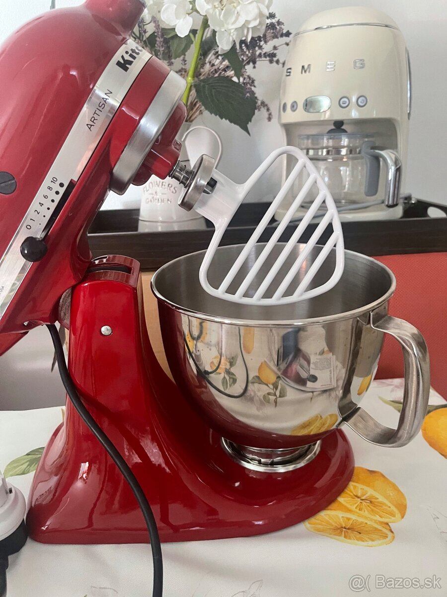 KitchenAid šľahač na cesto