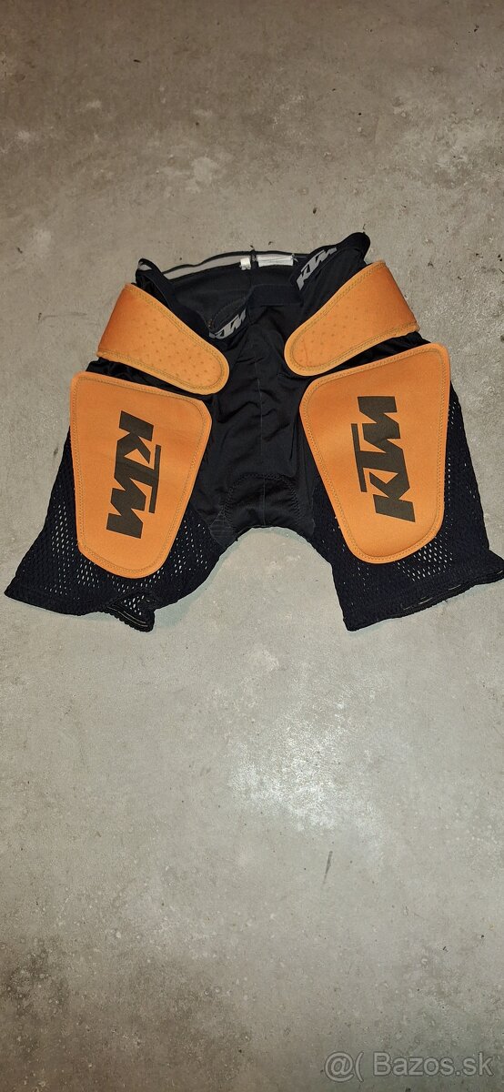 Predám short KTM