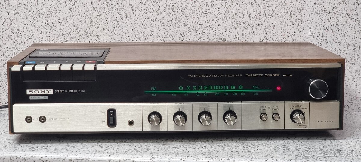 Casseiver / SONY HST-139 / STEREO MUSIC SYSTEM / JAPAN