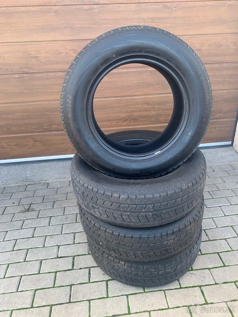 Zimné pneumatiky 215/65 R17