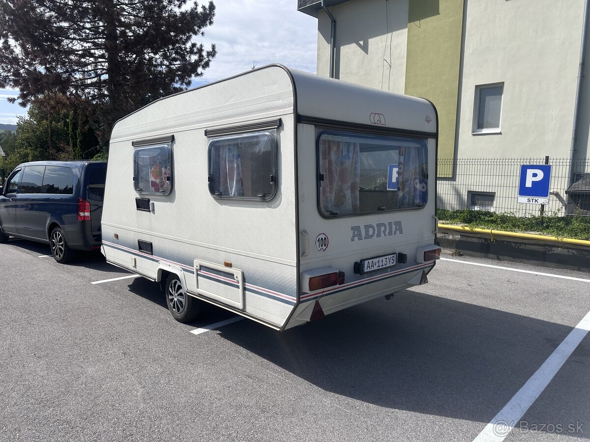 Adria Sport 380, 3 miestny, predstan, karavan