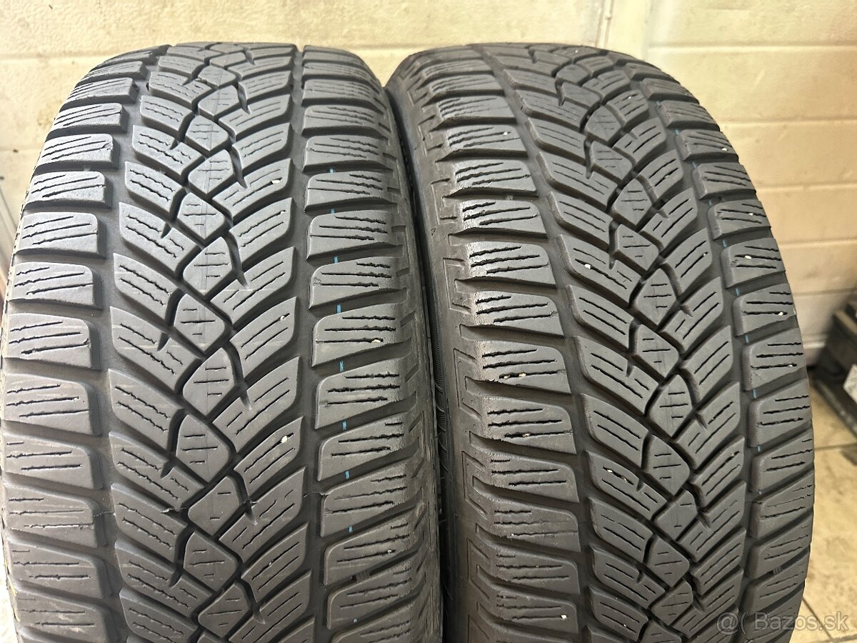 215/55R17 zimne