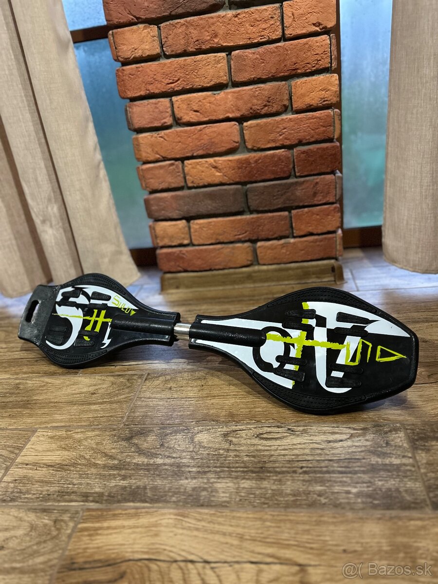 Nový skateboard/ snakeboard