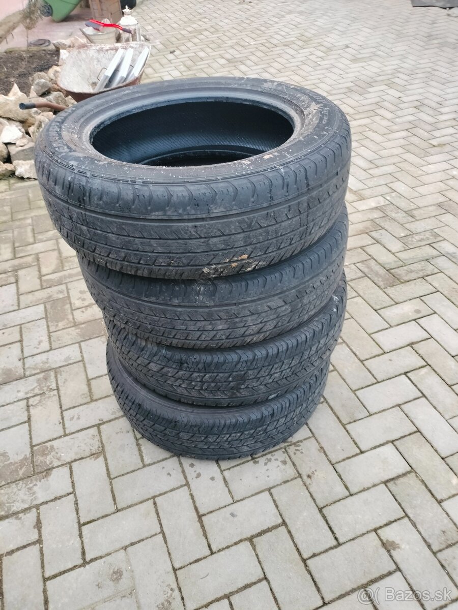 Predám letné pneumatiky Dunlop 225/60R18