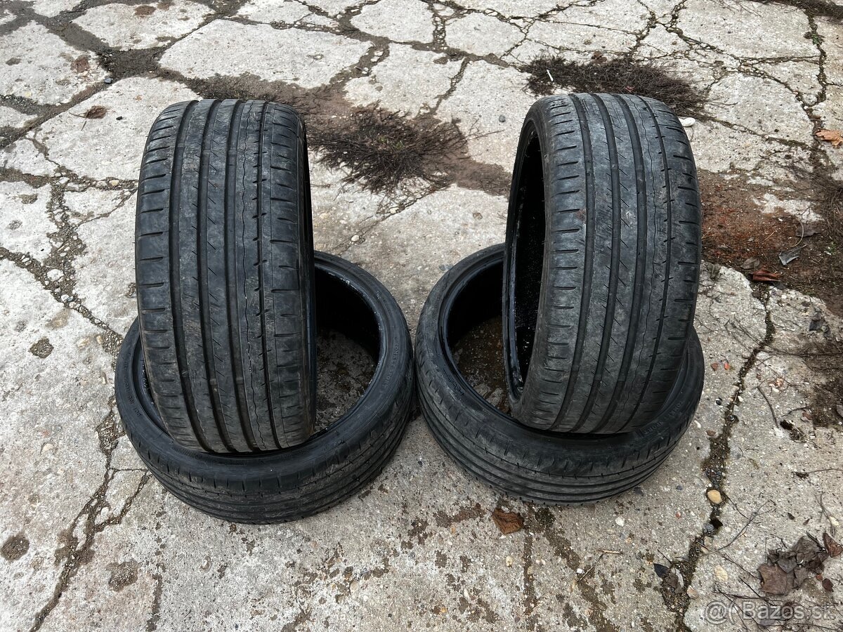 Pneu 225/35 R19 Tomket