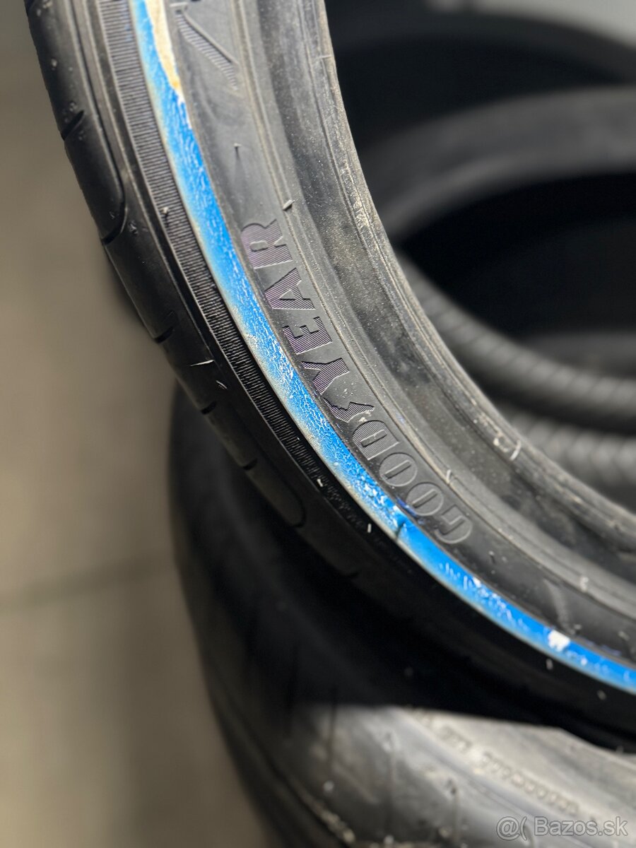 Goodyear 285/35 R21 105Y