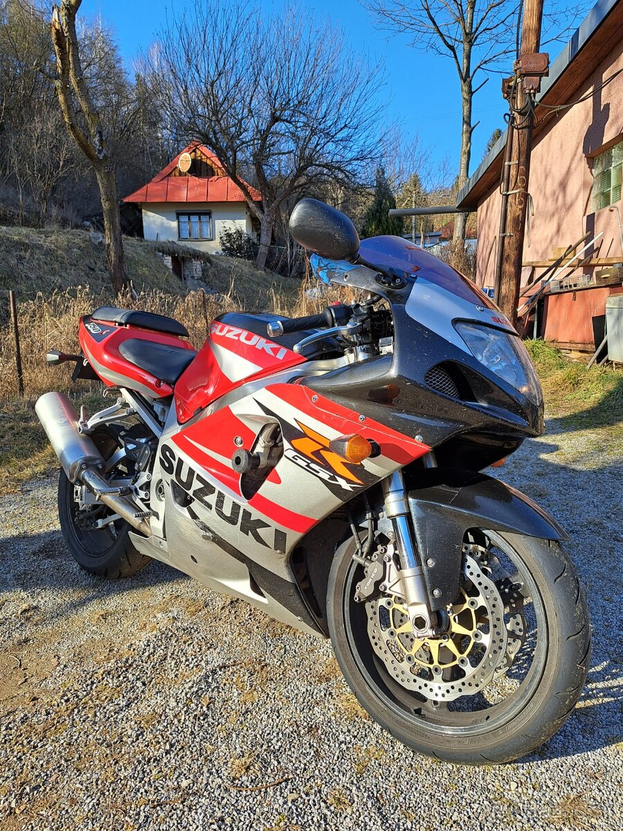 Predam Suzuki GSXR 750