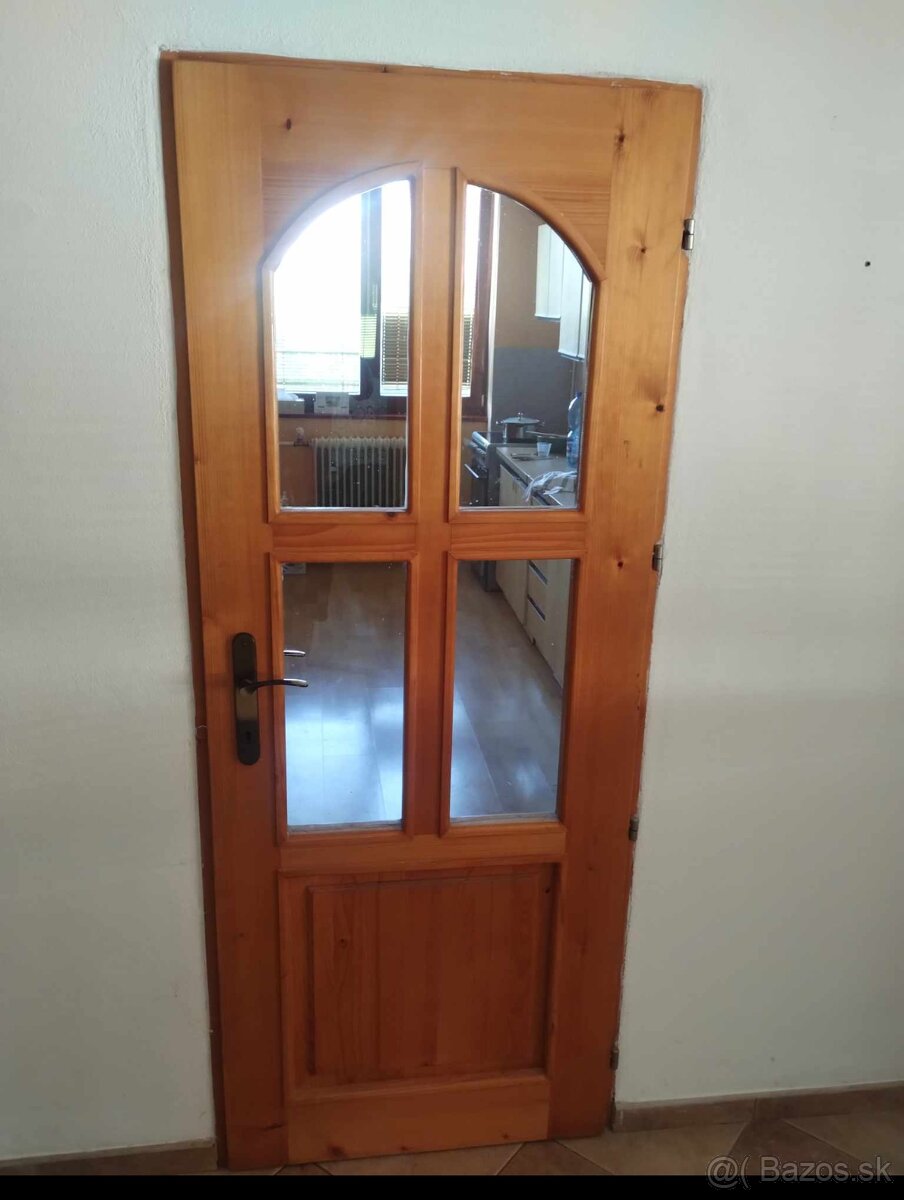 Drevené dvere