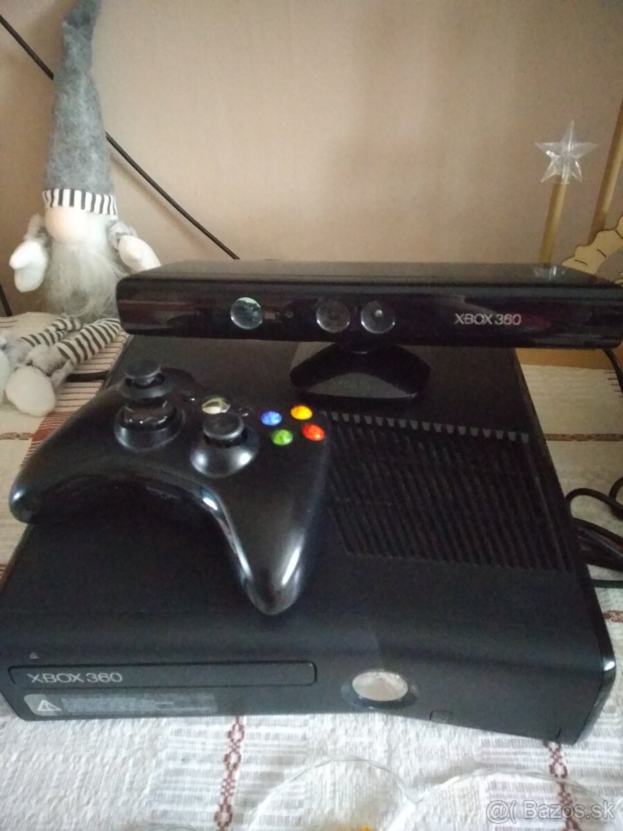 XBOX 360 + hry