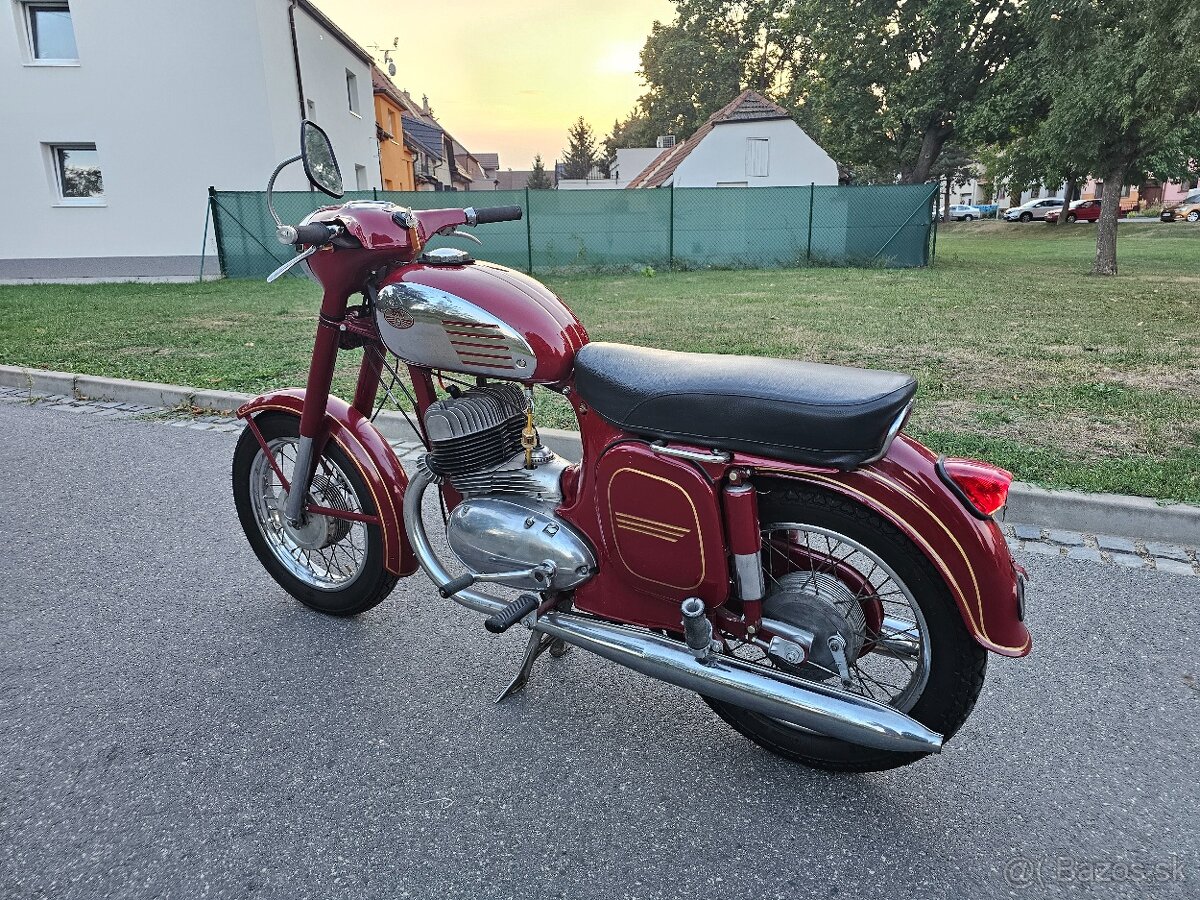 JAWA 350/360, Jednokusová + video