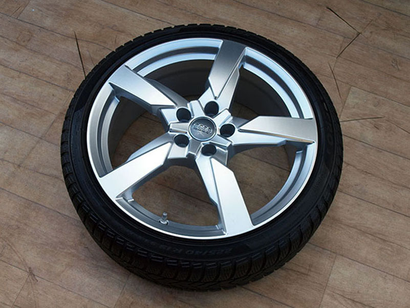 19" 5x112 ALU KOLA AUDI TT RS – ZIMNÍ + ČIDLA – TÉMĚŘ NOVÉ