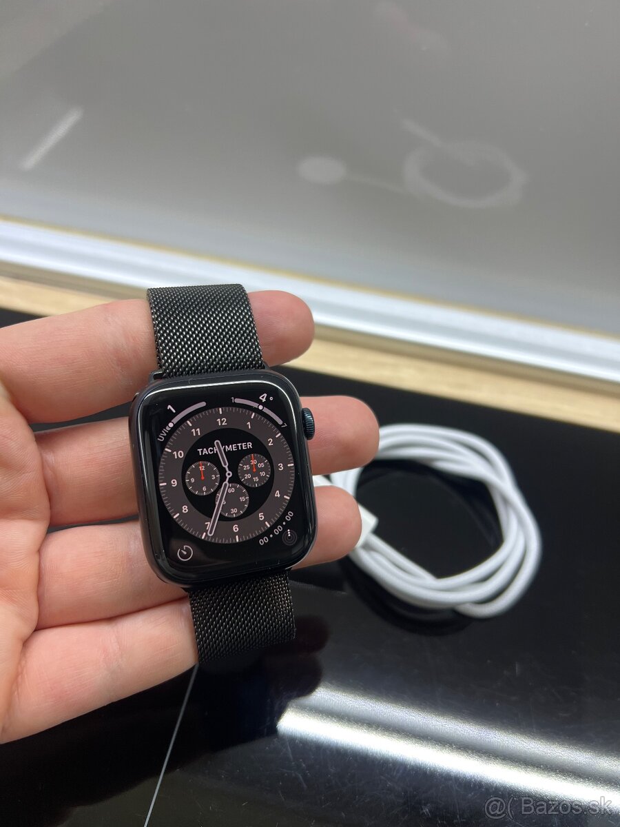 Predam vymenim Apple Watch Series 9 (GPS + Cellular) 45mm