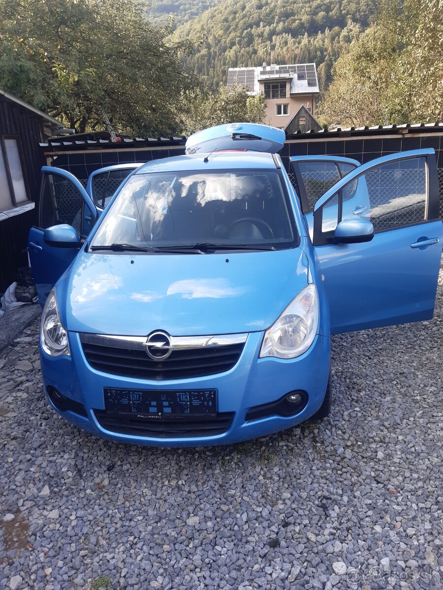 Opel agila benzin