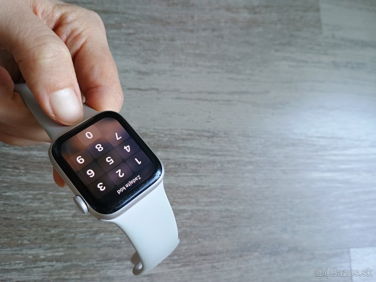 Apple iphone 13 mini a iwatch