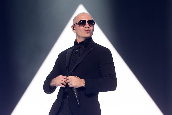 Vstupenky na státie Pitbull Praha 18.6.2025