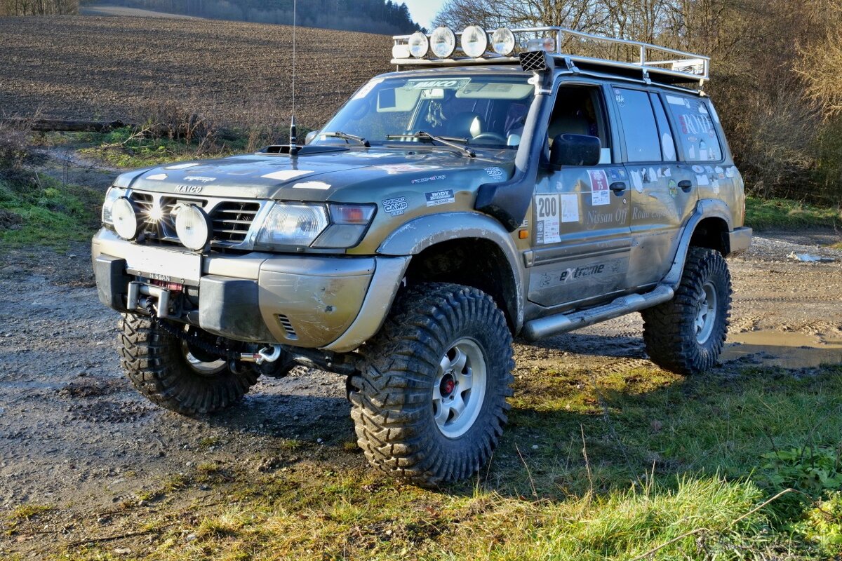 Predám NISSAN PATROL Y61