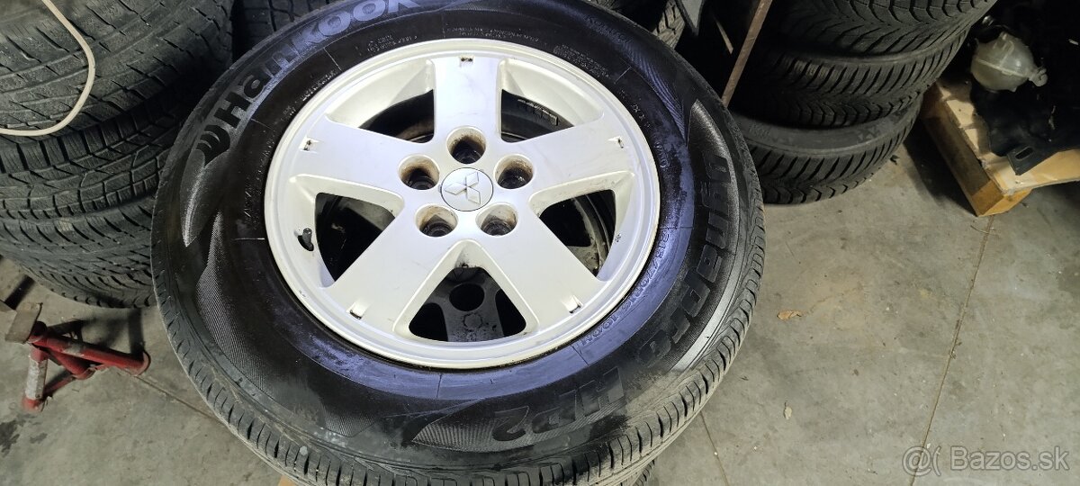 5x114,3 r16 215/70 R16