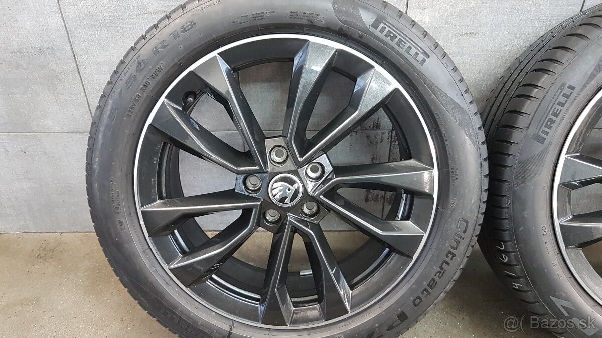 18''orig. ALU ŠKODA kolesa5x112 R18ET 43 Pirelli225/50