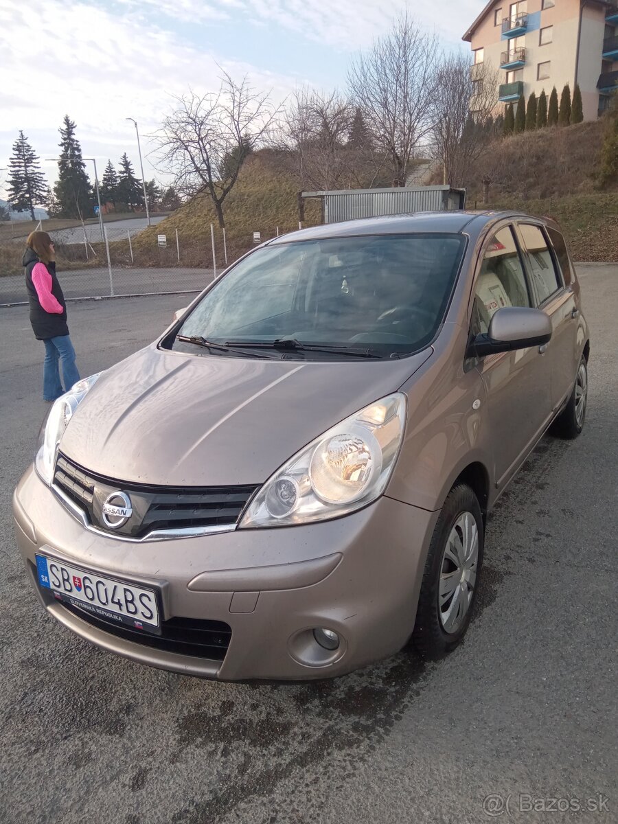 Nissan note