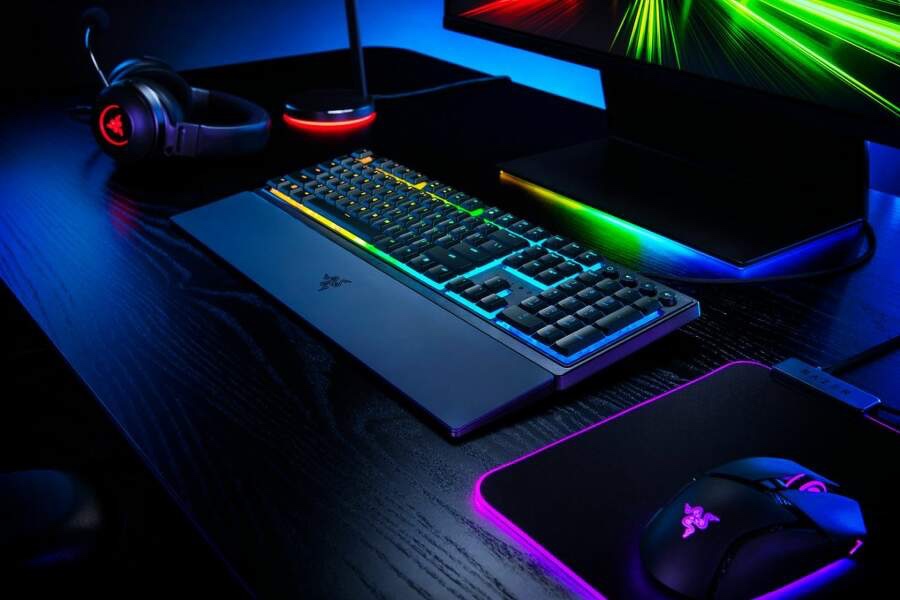 Herná klávesnica Razer Ornata V3