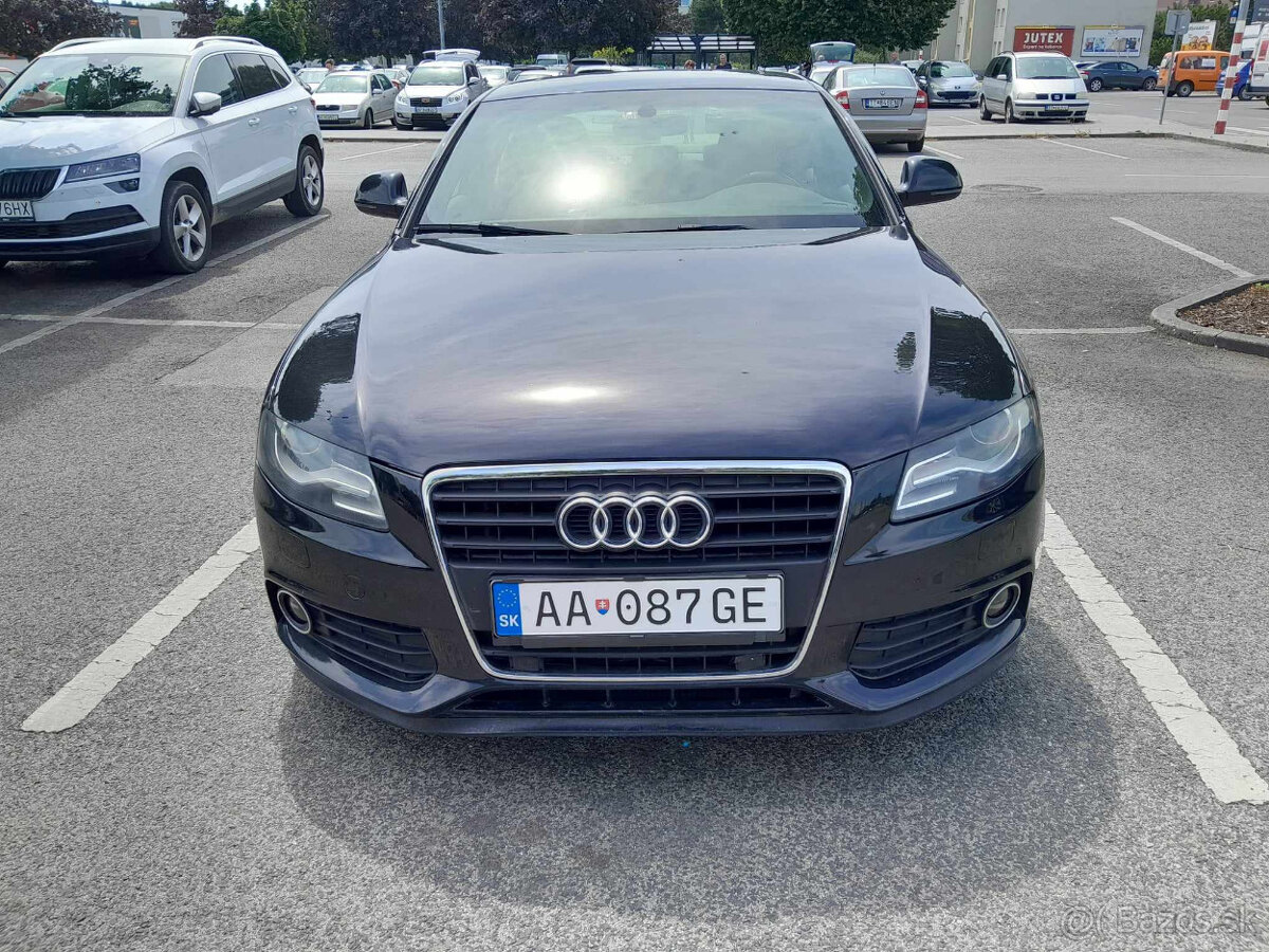 Audi A4 B8 S-line 2,0 tdi 105KW sedan