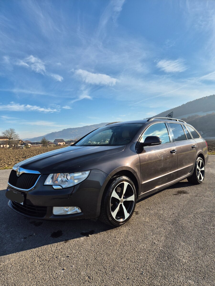 ŠKODA SUPERB 2 COMBI 1.8TSI 118KW 7ST. DSG 2010