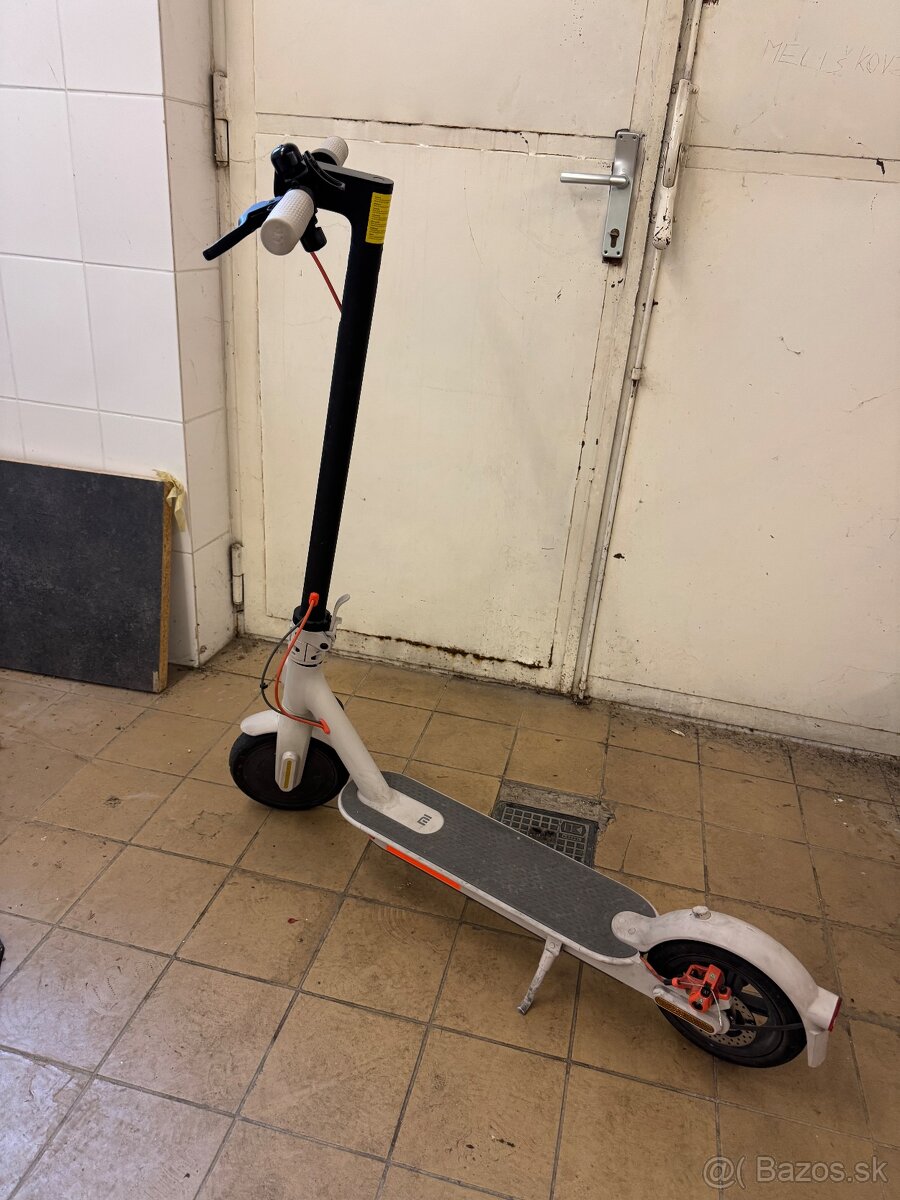 Xiaomi Mi Electric Scooter 3