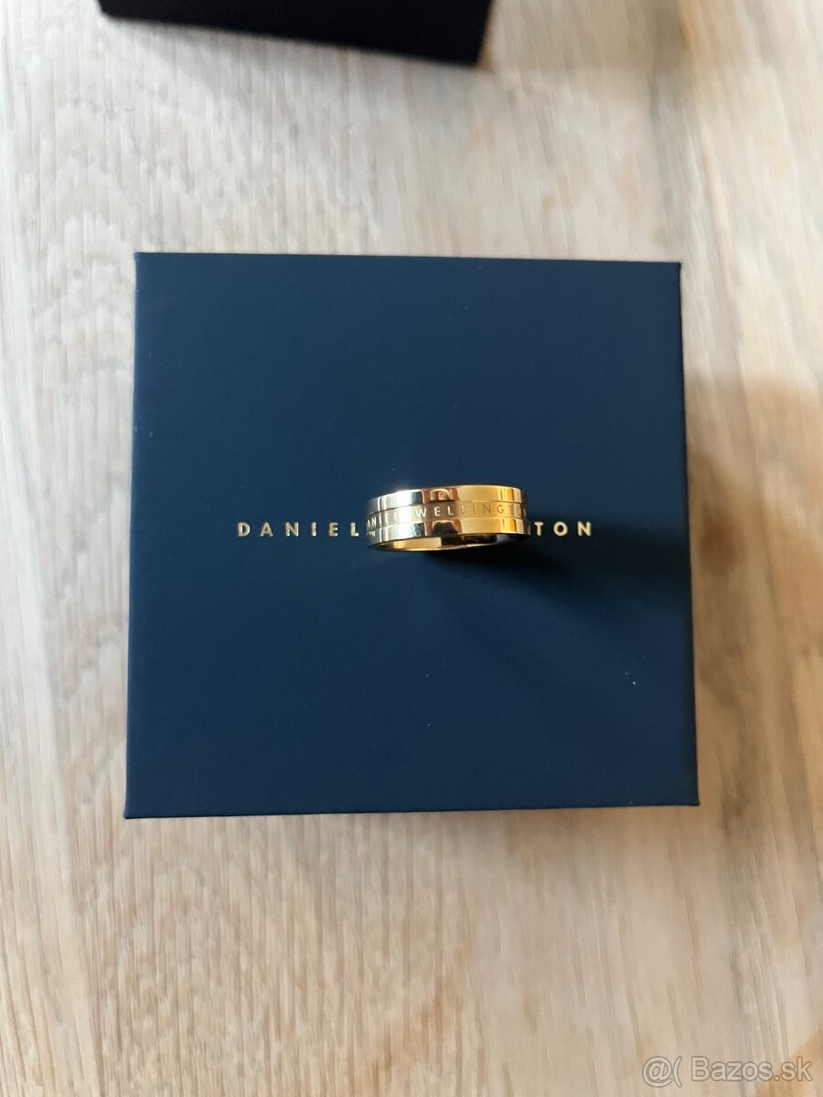 Prsteň Daniel Wellington