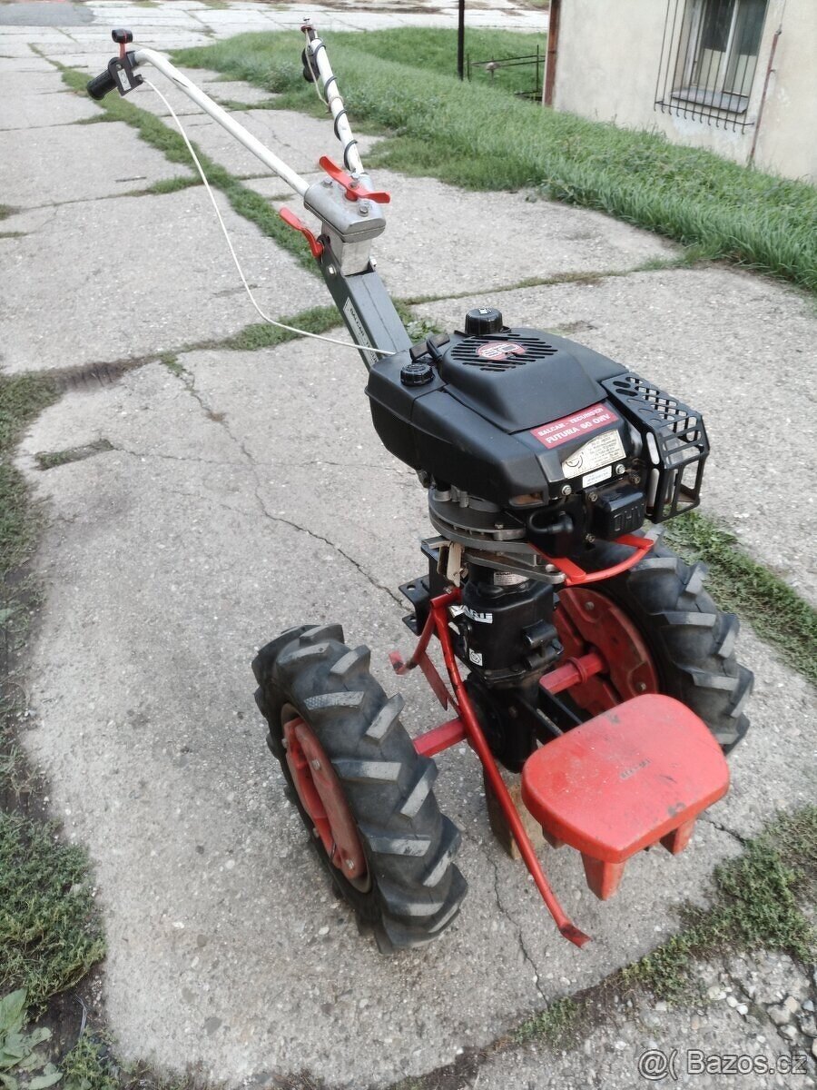 Malotraktor vari,DSK-317/S,motor čtyřtakt Futura OHV