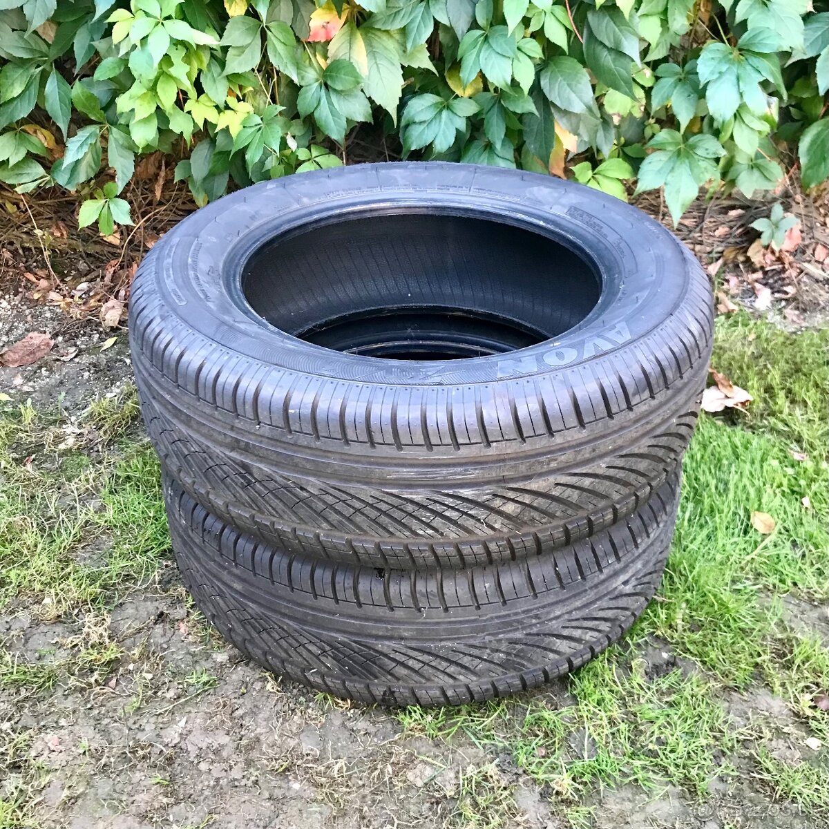 195/60 r15 letné Avon 88H