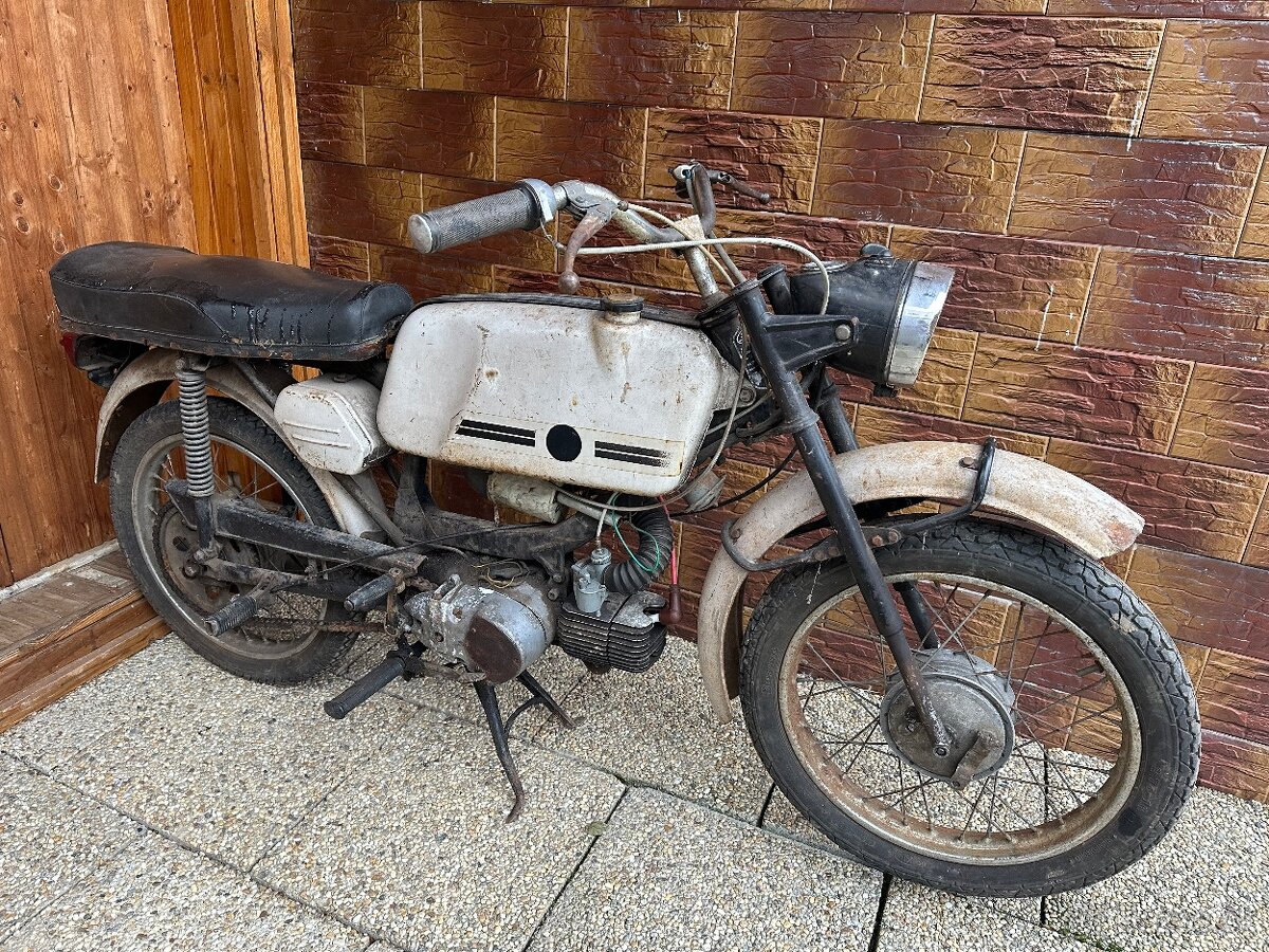 Jawa Mustang