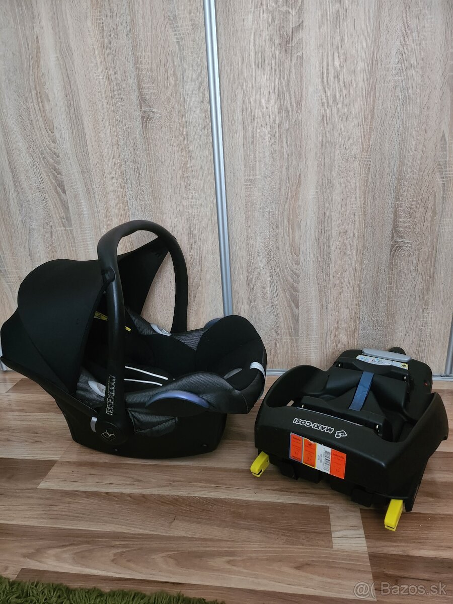 Maxi Cosi Cabriofix vajicko autosedacka a isofix zakladna