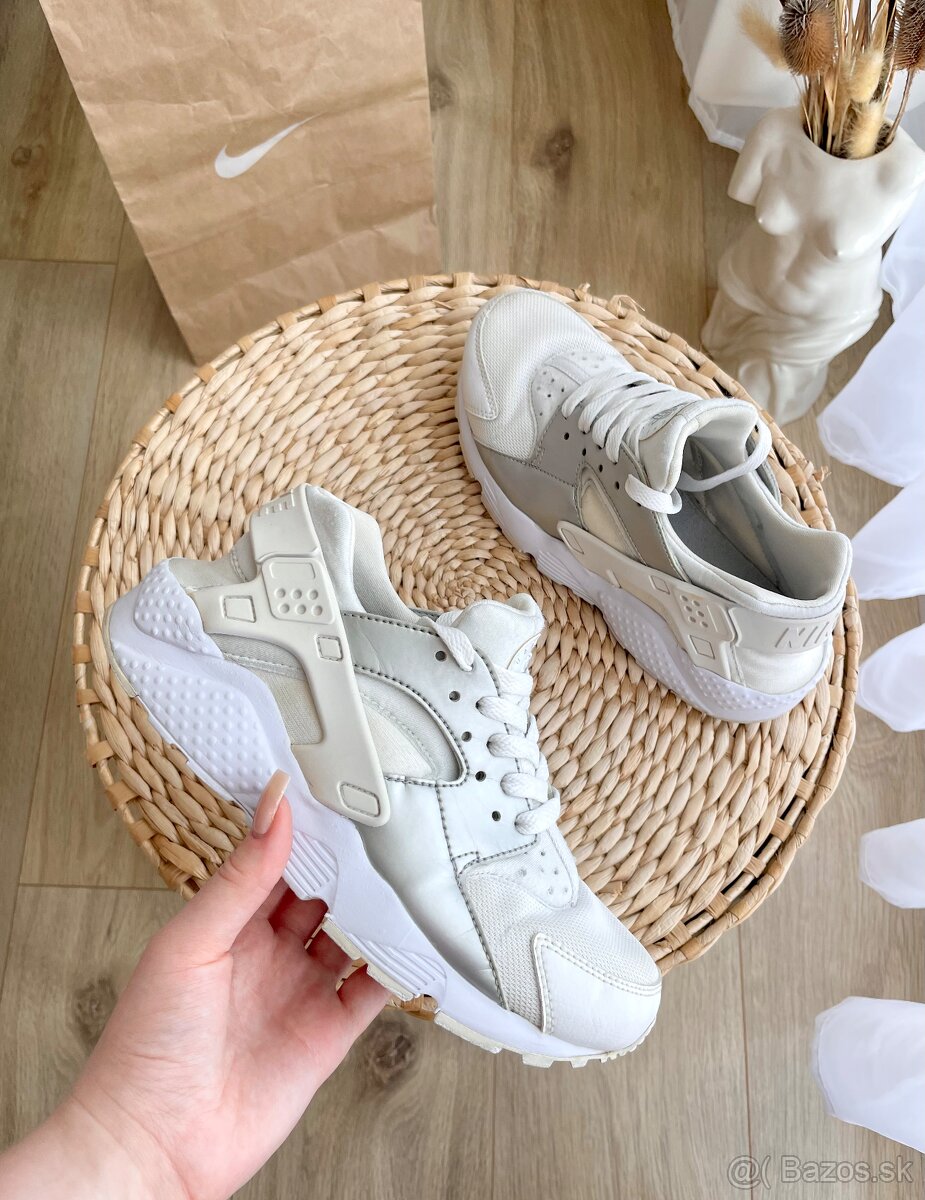 Dámske originál Nike Huarache tenisky