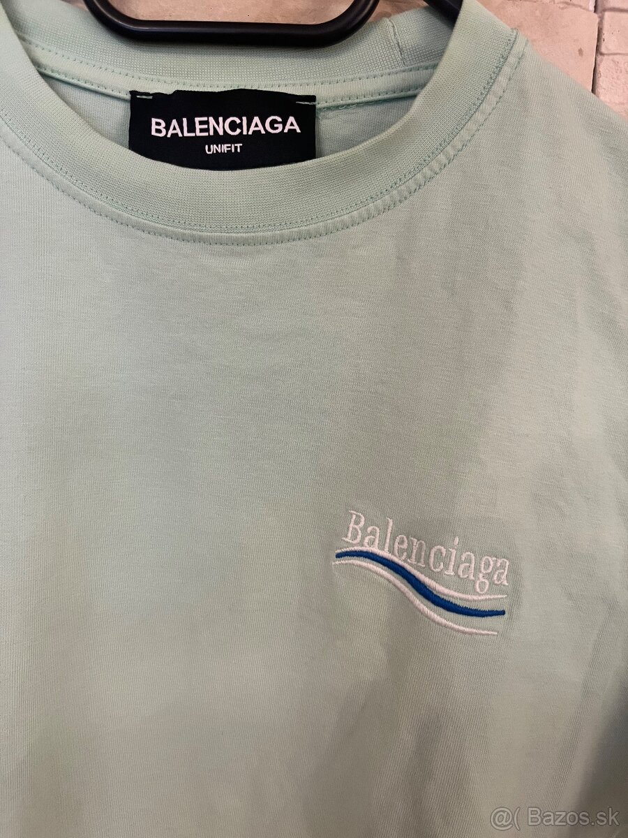 Balenciaga tricko