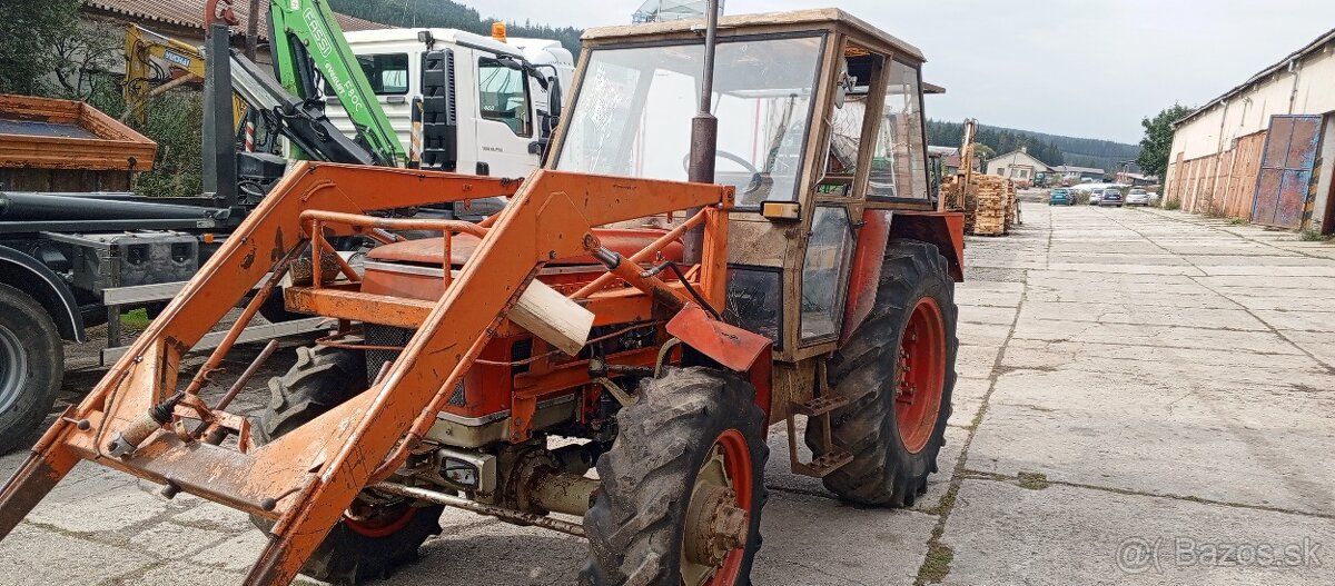 Zetor 6945 s čelným nakladačom